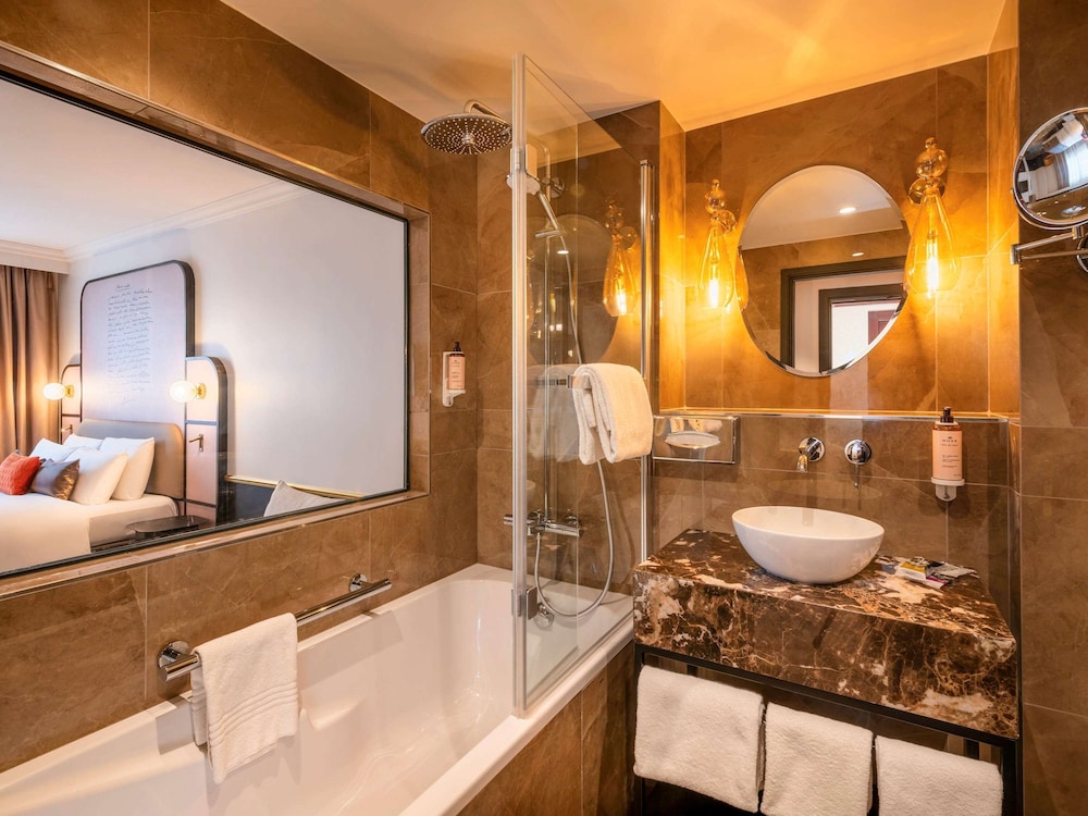Mercure Versailles Paris Ouest 21