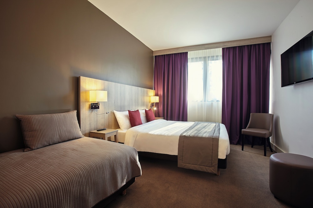 Mercure Versailles Paris Ouest 17
