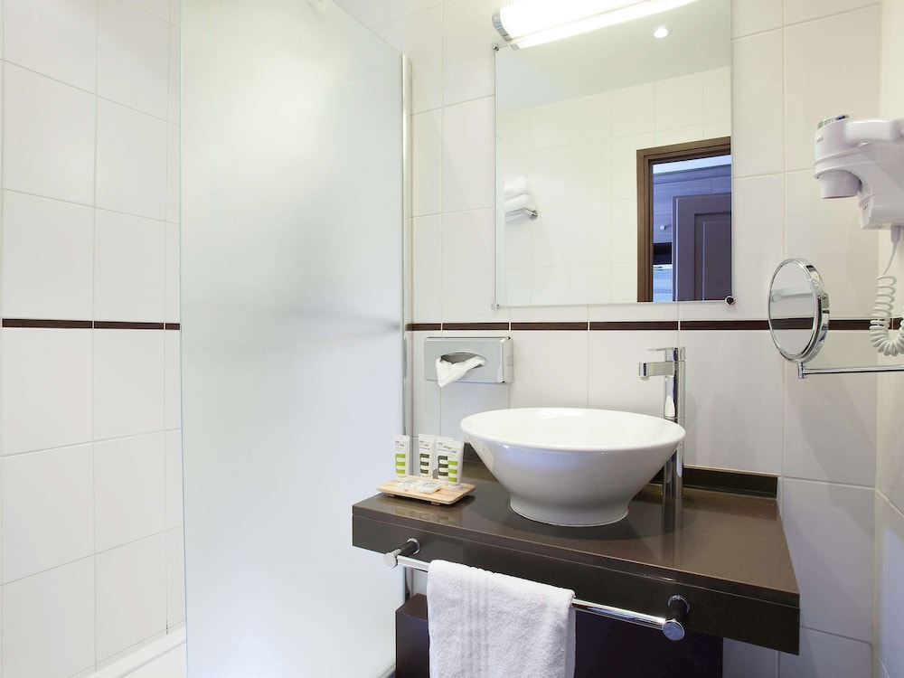 Mercure Versailles Paris Ouest 8