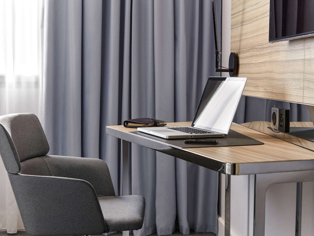 Novotel Paris Sud Porte de Charenton 11