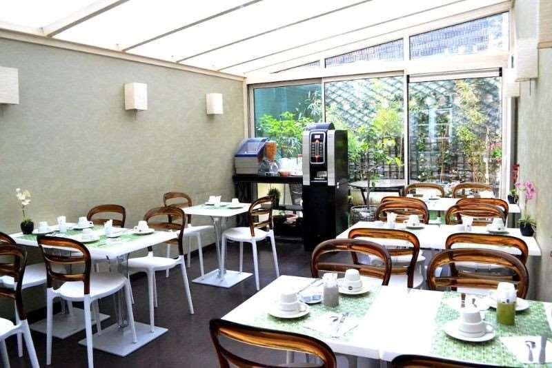Tamaris Hotel 10