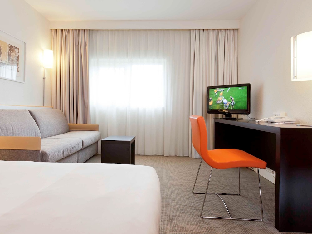 Novotel Paris Orly Rungis 13