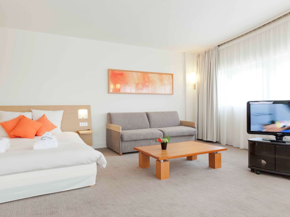 Novotel Paris Orly Rungis 16