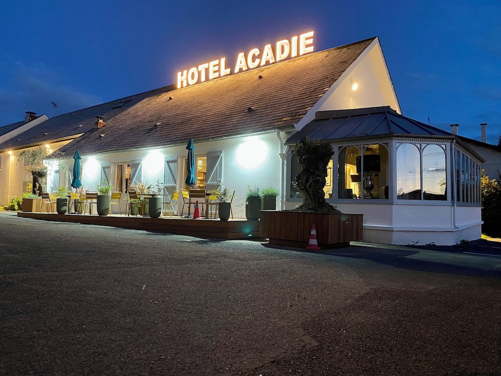 Brit Hotel Confort Orly Morangis 1