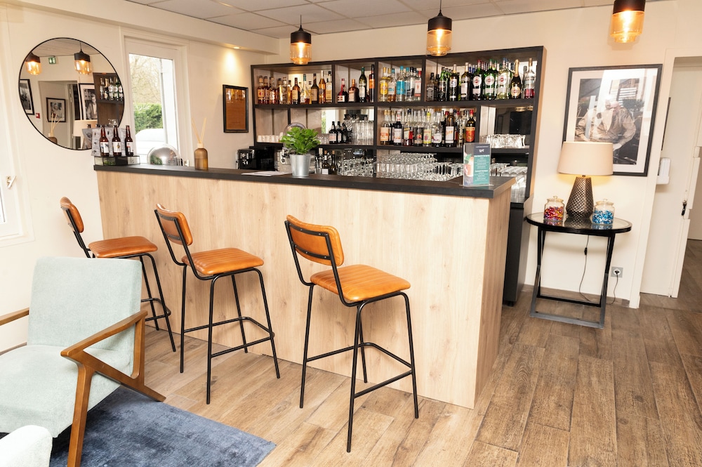 Brit Hotel Confort Orly Morangis 24