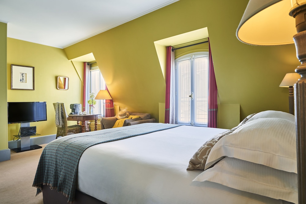 Exclusive Sainte Beuve 21