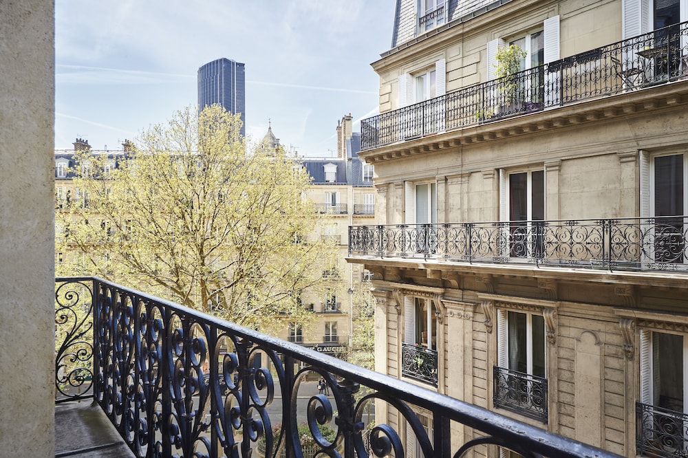 Exclusive Sainte Beuve 23