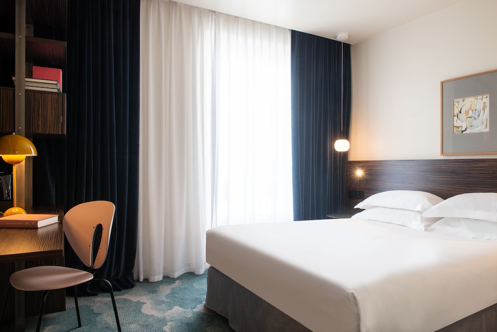 Golden Tulip Opera de Noailles 23