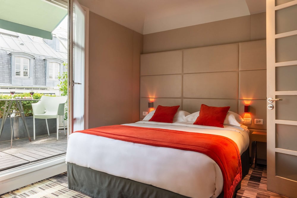 Golden Tulip Opera de Noailles 10