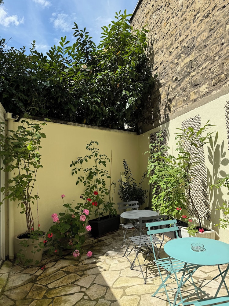 Hipotel Paris Lilas Gambetta 17