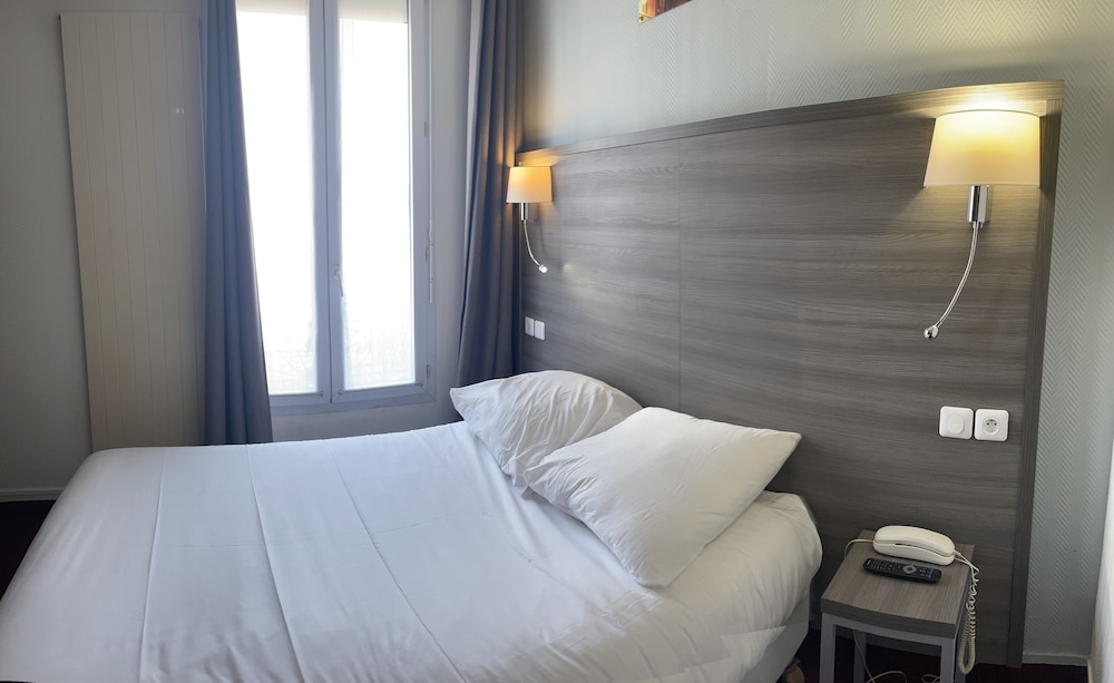 Hipotel Paris Lilas Gambetta 6