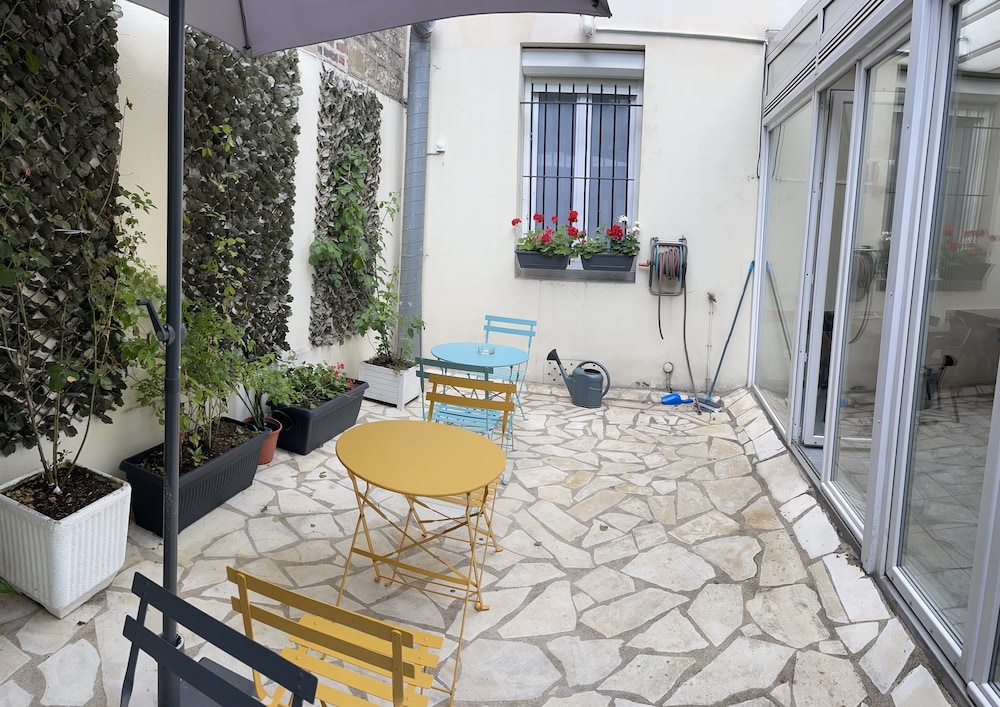 Hipotel Paris Lilas Gambetta 12
