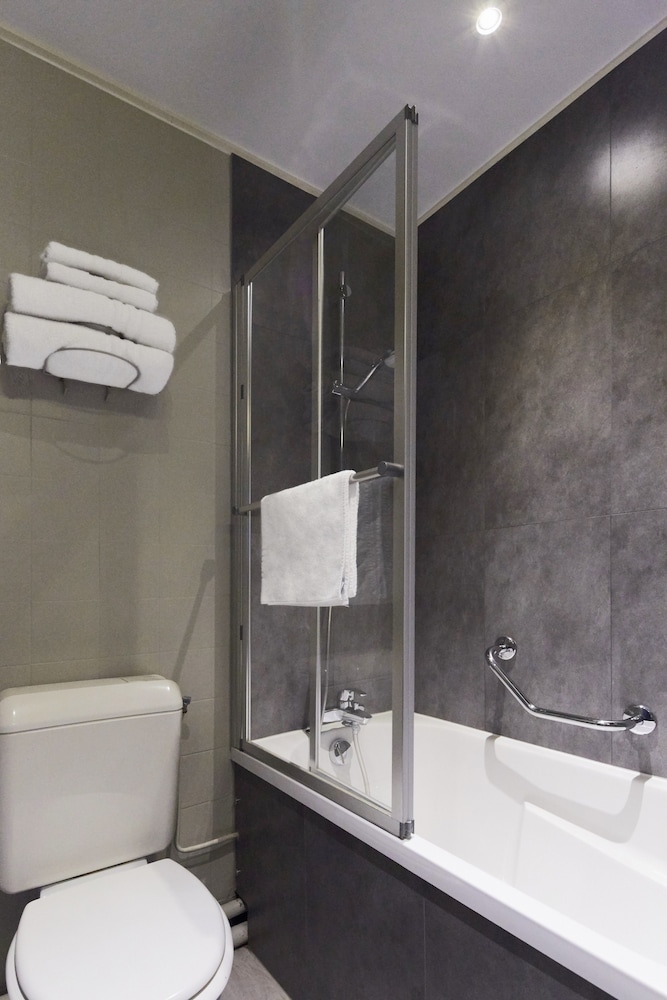 Hôtel Paris Villette 23