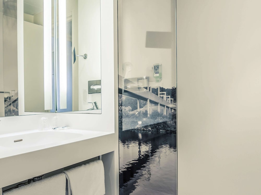 Hôtel Mercure Cergy-Pontoise Centre 21