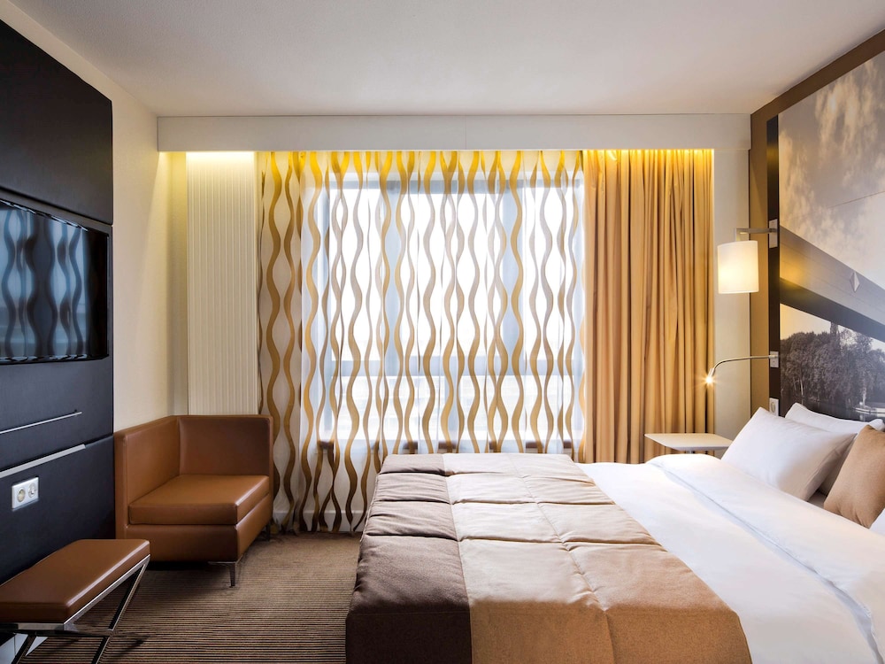 Hôtel Mercure Cergy-Pontoise Centre 19
