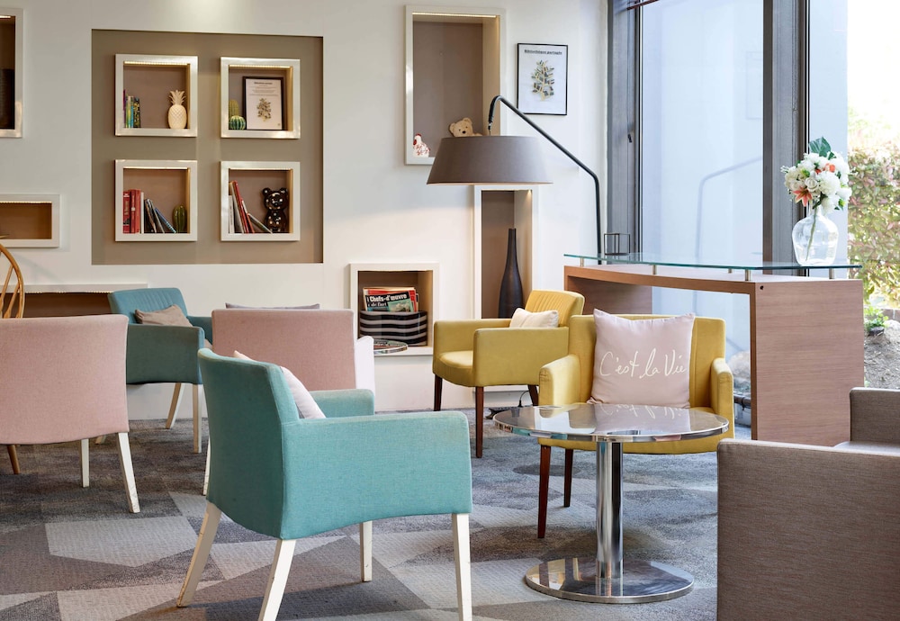 B&B HOTEL Cergy Port 6