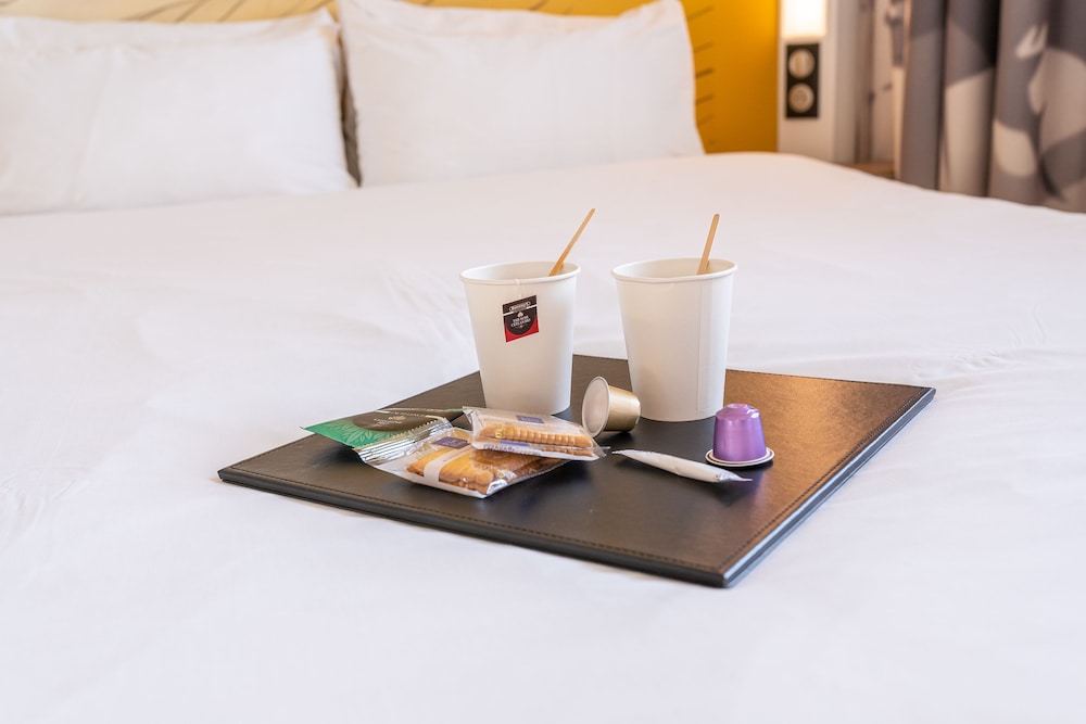 B&B HOTEL Cergy Port 18