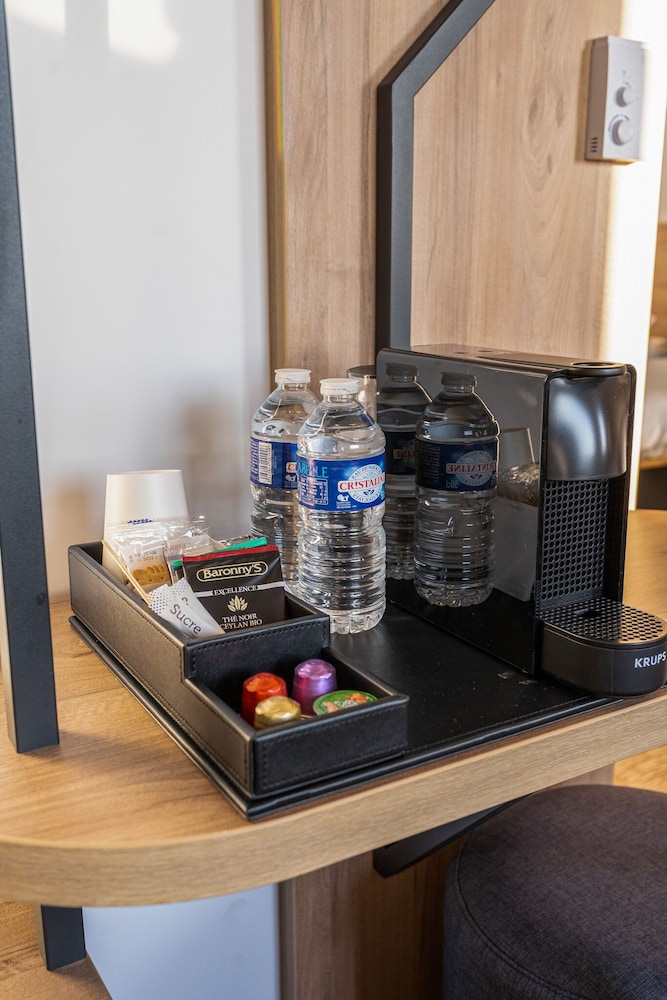 B&B HOTEL Cergy Port 21