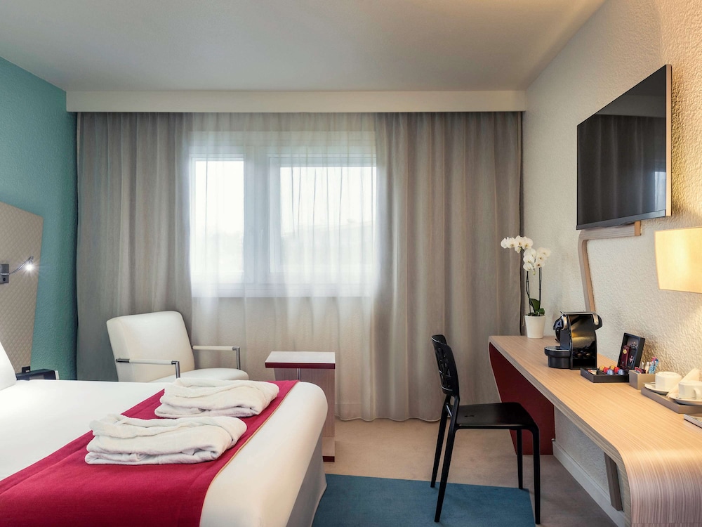 Mercure Paris le Bourget 17