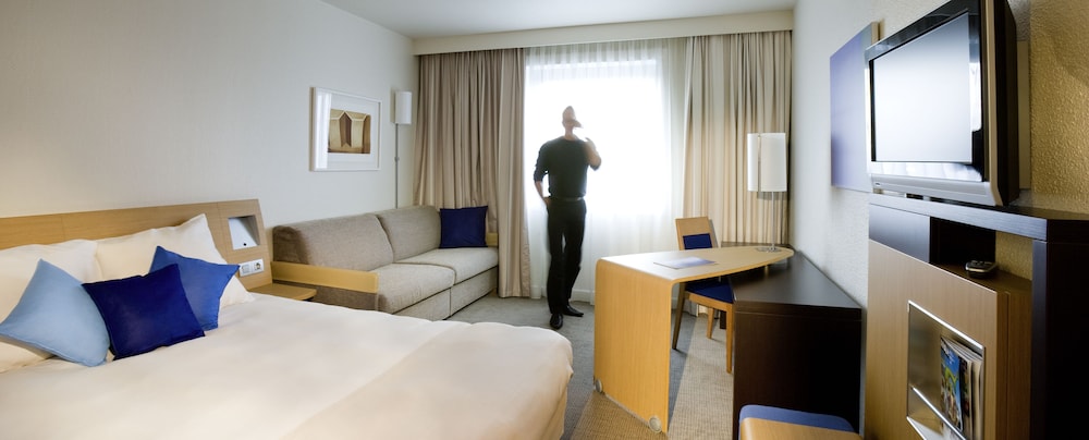 Mercure Paris le Bourget 6