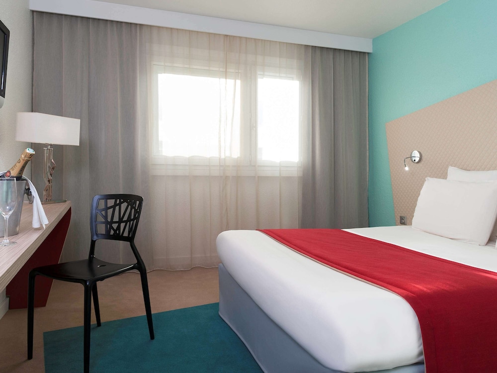 Mercure Paris le Bourget 15