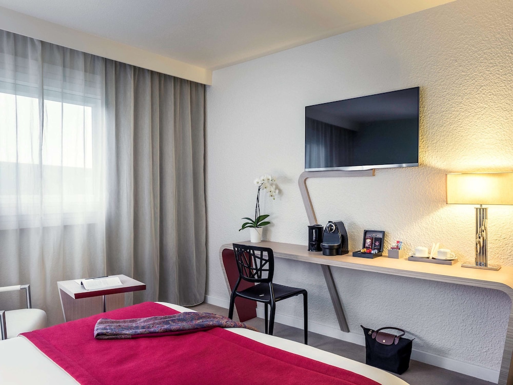 Mercure Paris le Bourget 7
