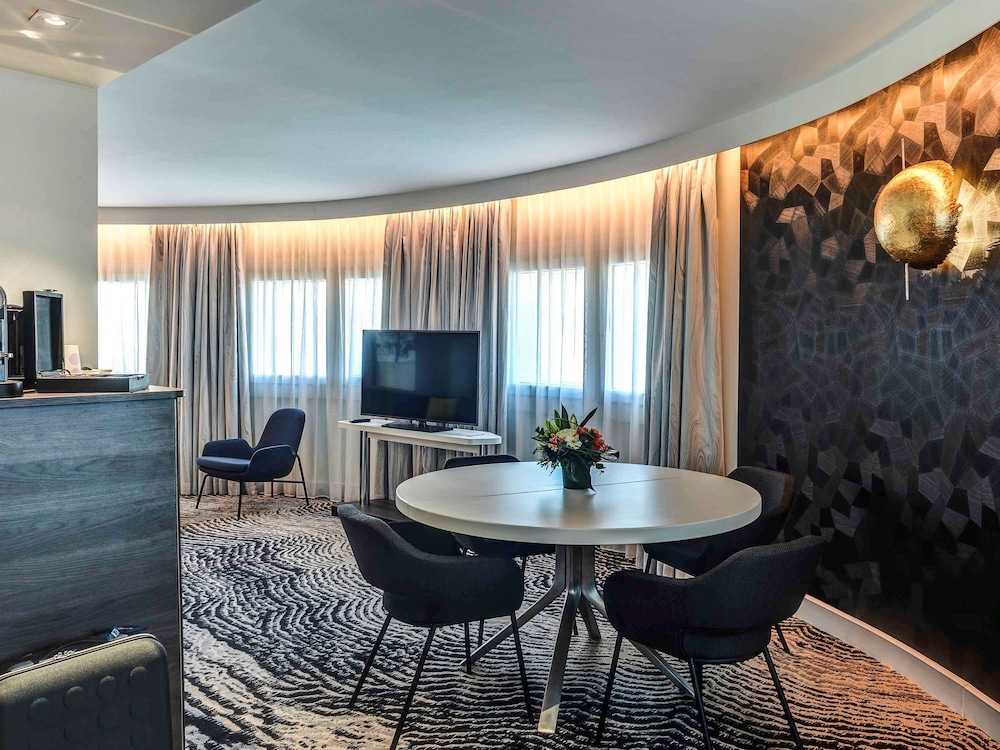 Novotel Paris 14 Porte d'Orléans 8