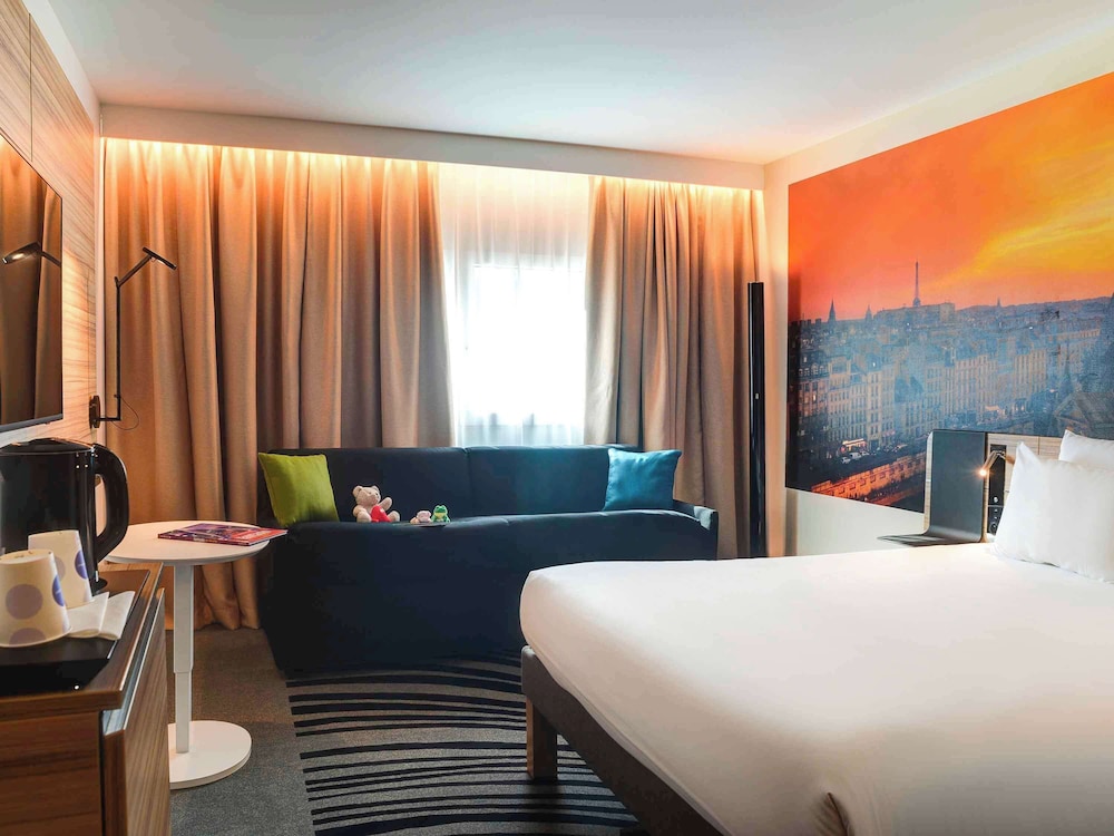 Novotel Paris 14 Porte d'Orléans 13