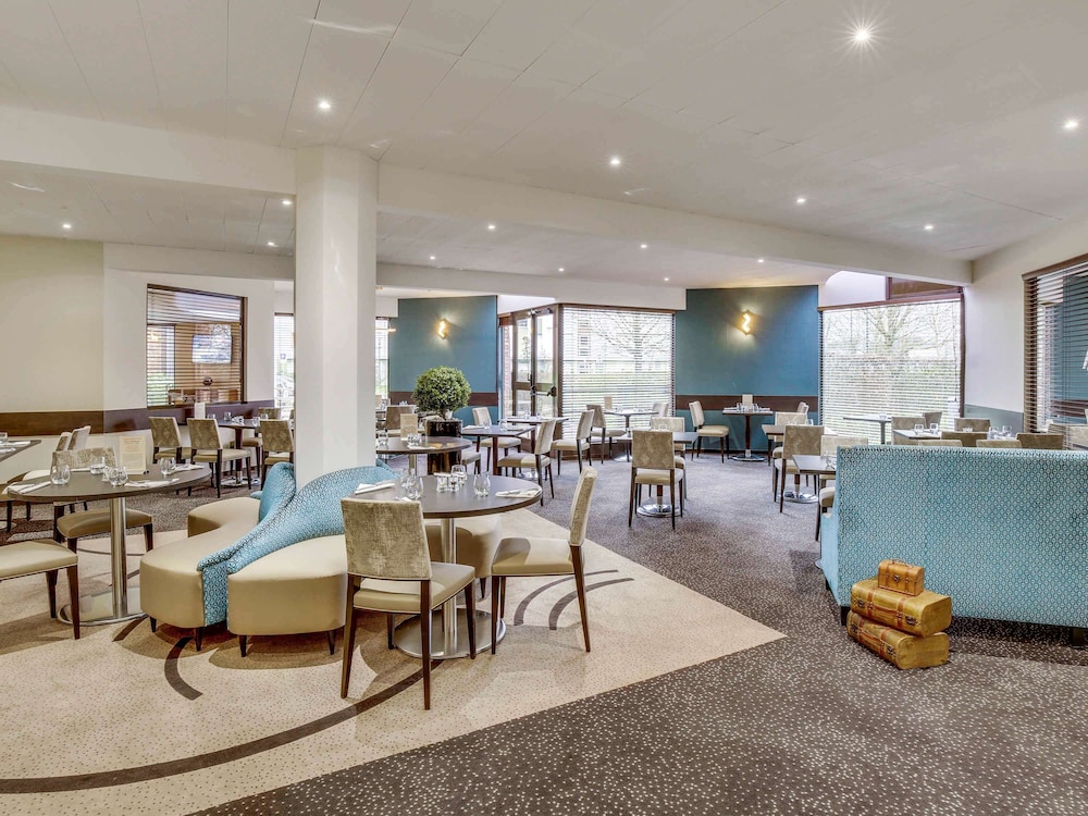 Mercure Maurepas Saint Quentin 1