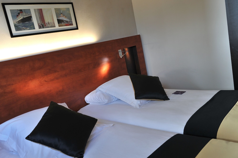 Mercure Maurepas Saint Quentin 8