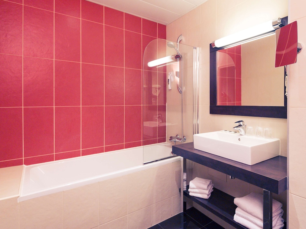 Mercure Maurepas Saint Quentin 17