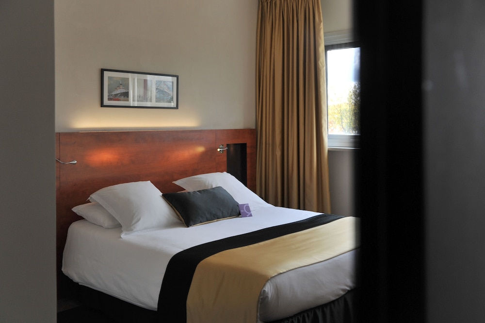 Mercure Maurepas Saint Quentin 9