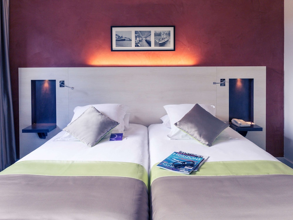 Mercure Maurepas Saint Quentin 22