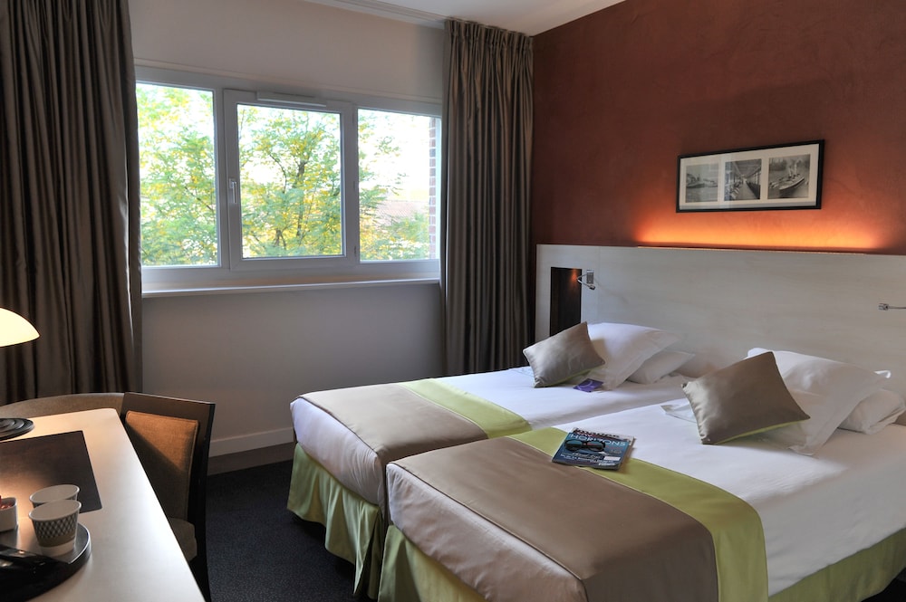 Mercure Maurepas Saint Quentin 7