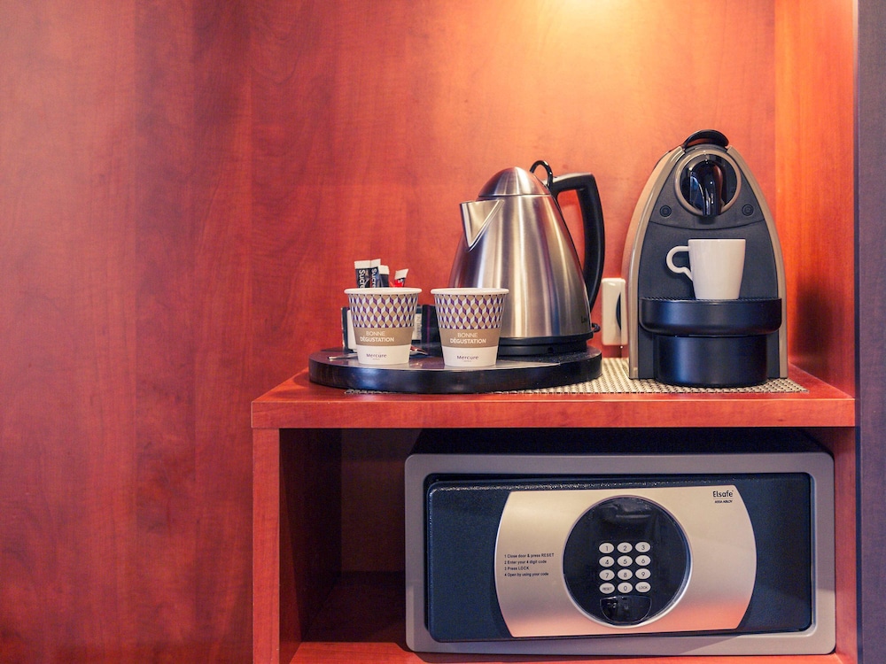 Mercure Maurepas Saint Quentin 21