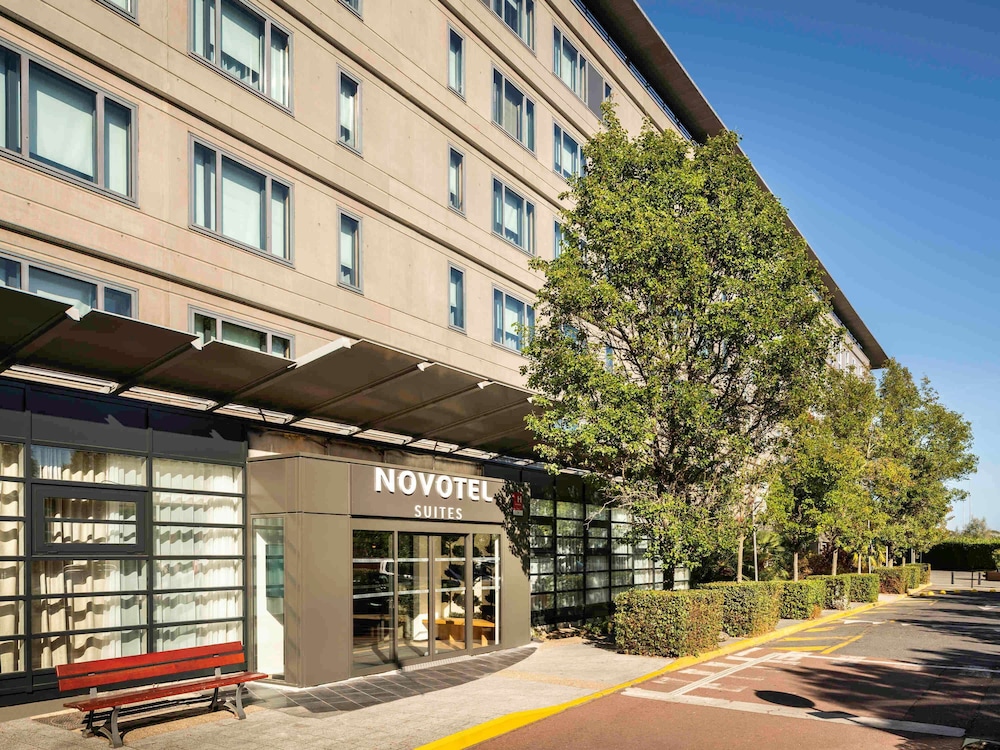 Novotel Suites Paris CDG Airport Villepinte 19