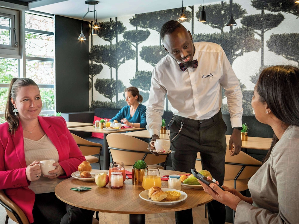 Novotel Suites Paris CDG Airport Villepinte 24