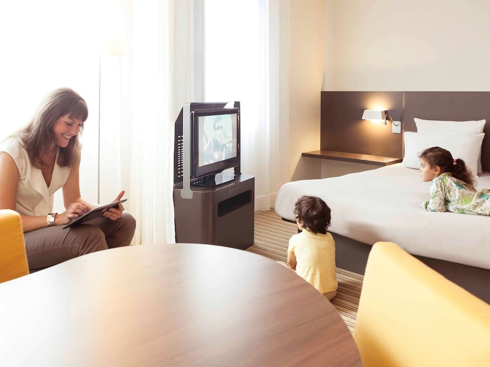 Novotel Suites Paris Montreuil Vincennes 10