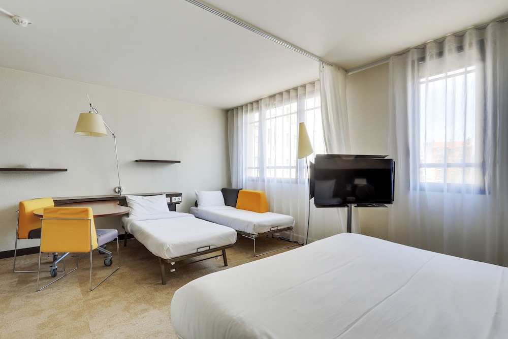 Novotel Suites Paris Montreuil Vincennes 13