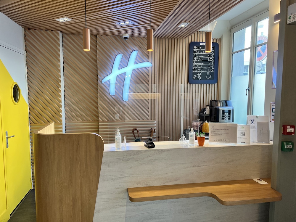 Holiday Inn Paris Auteuil 1
