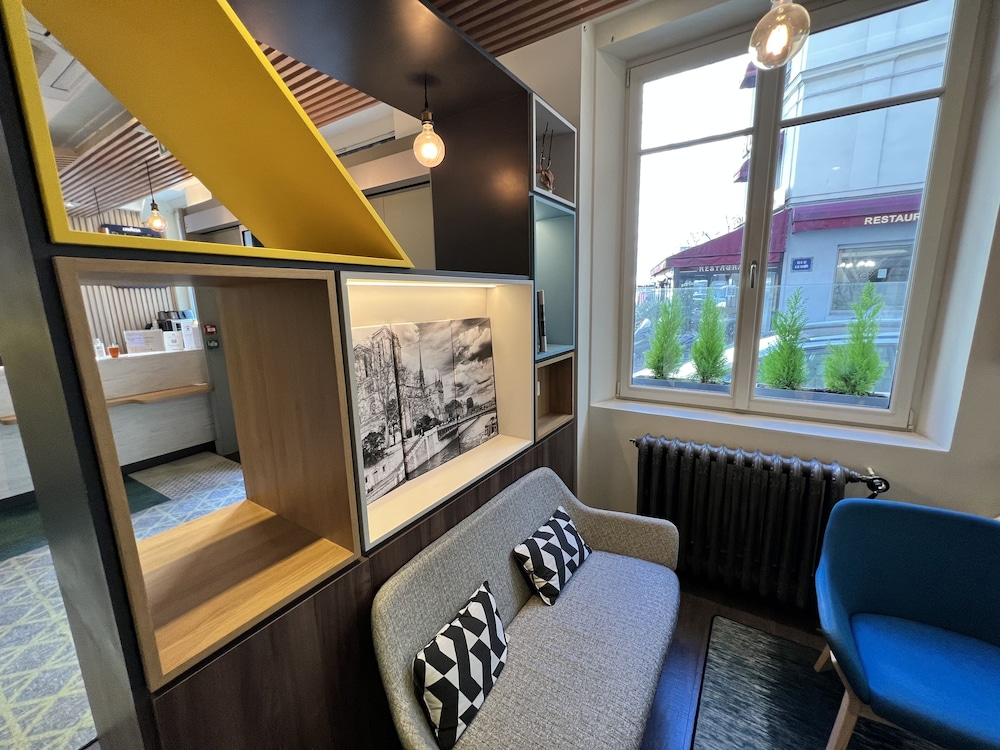 Holiday Inn Paris Auteuil 7