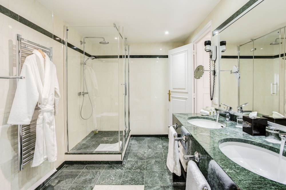 Fraser Suites Le Claridge Champs-Elysées 24