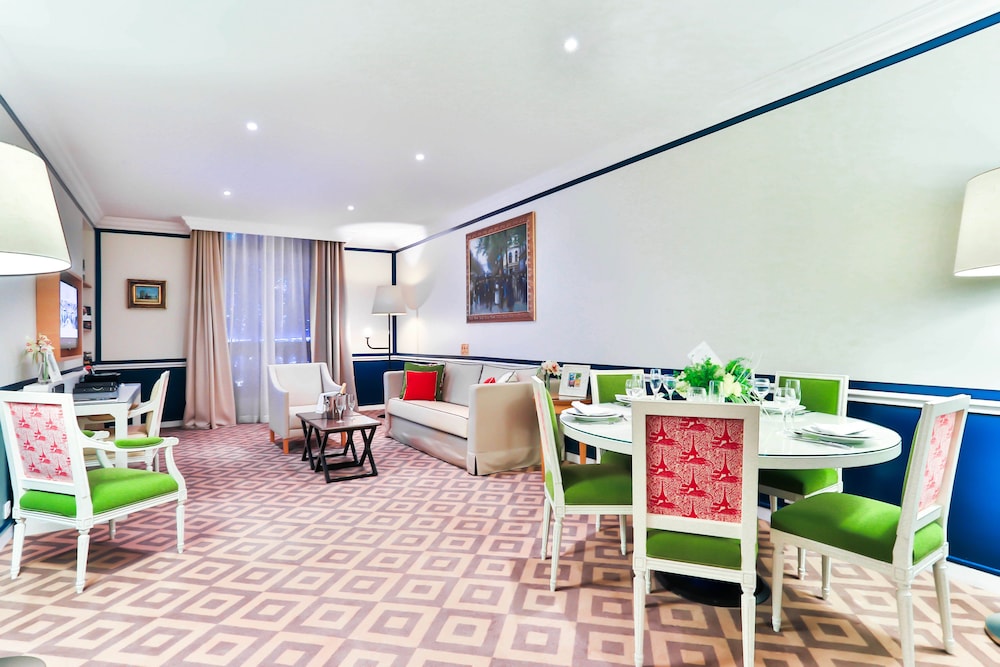 Fraser Suites Le Claridge Champs-Elysées 18