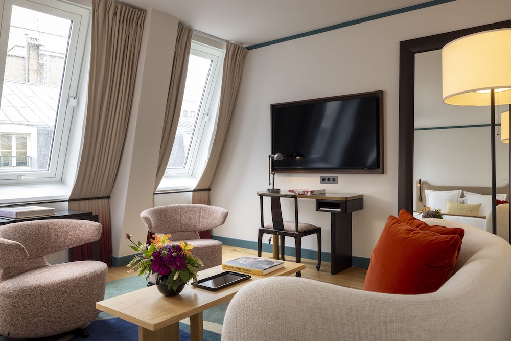 Montalembert Paris 19