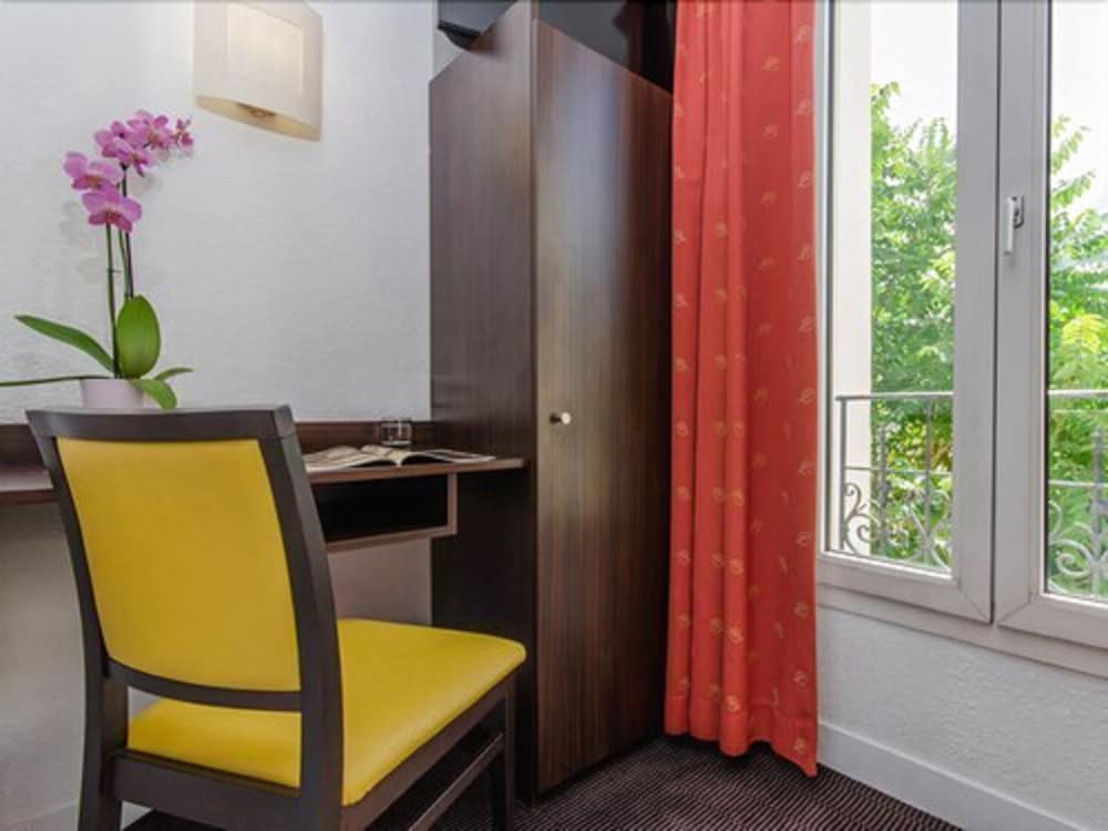 Hôtel Arc Porte d'Orléans 18
