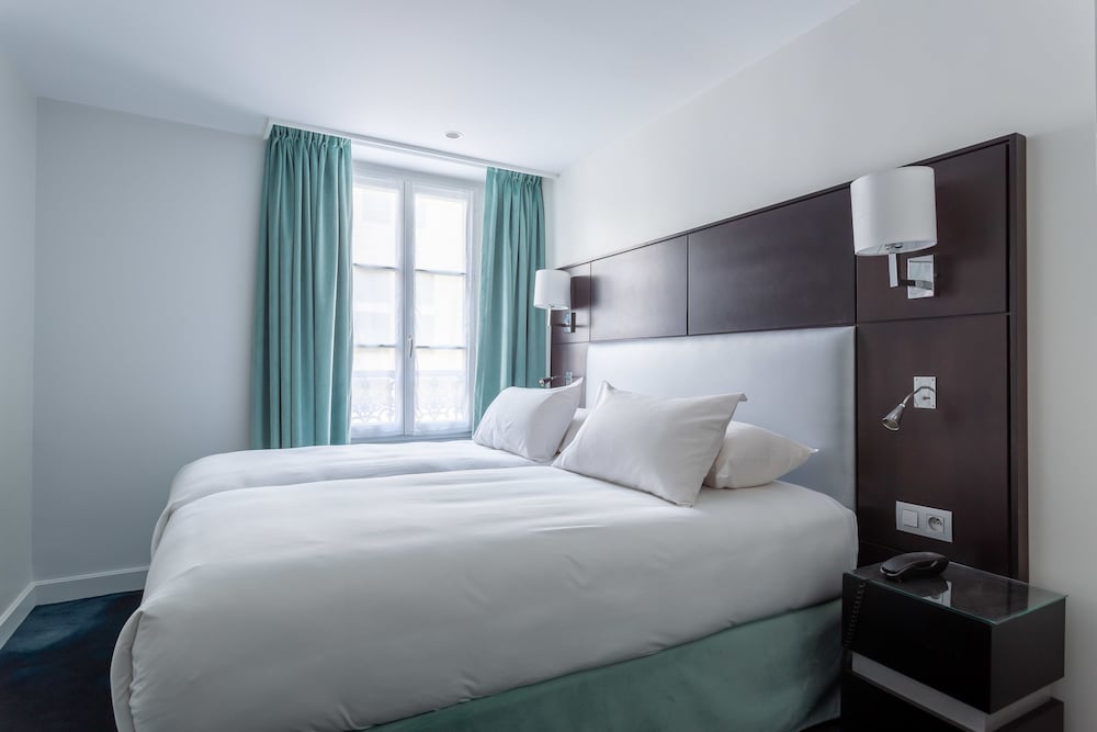 15 Montparnasse 19