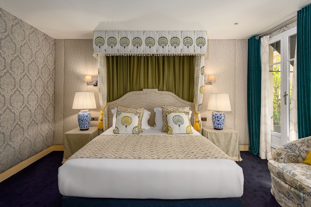 Chalgrin Boutique Hotel 12
