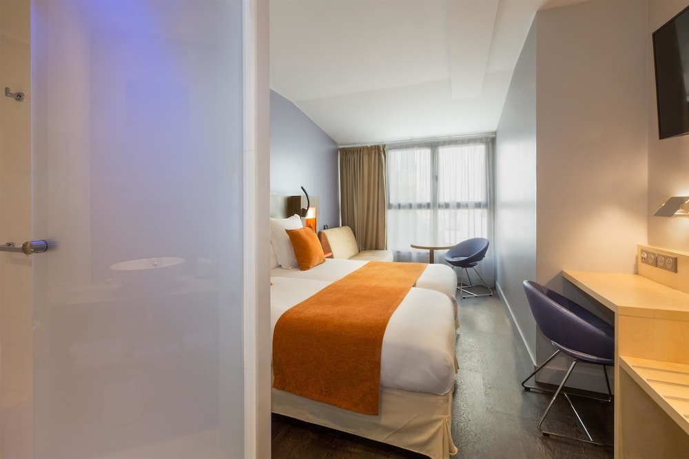 Best Western Seine West Hotel 8