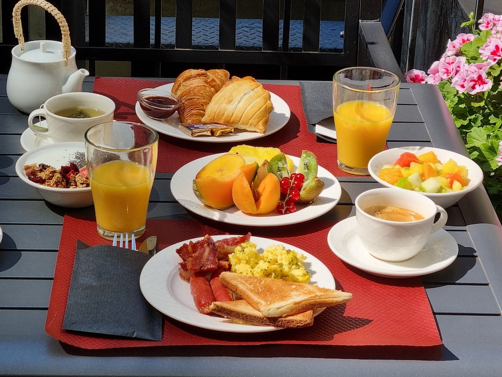 Best Western Seine West Hotel 24
