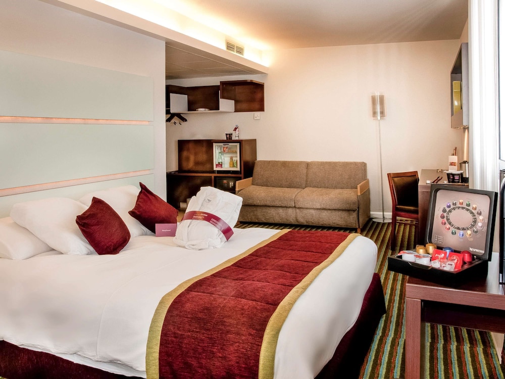 Mercure Paris Ivry Quai de Seine 12